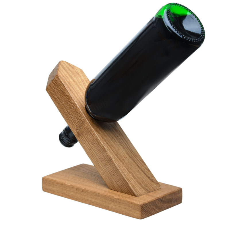 Drewniany stojak na wino