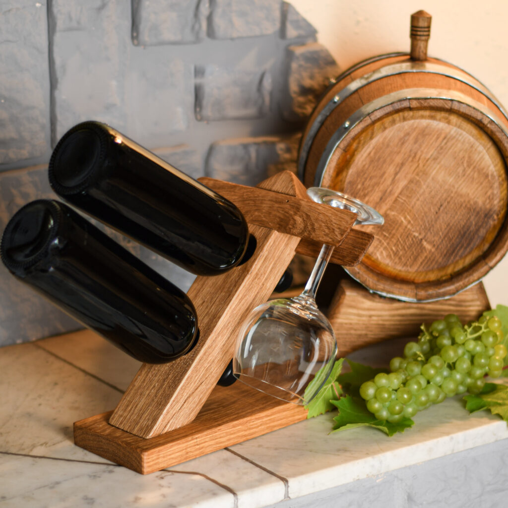 Stojak na wino i kieliszki