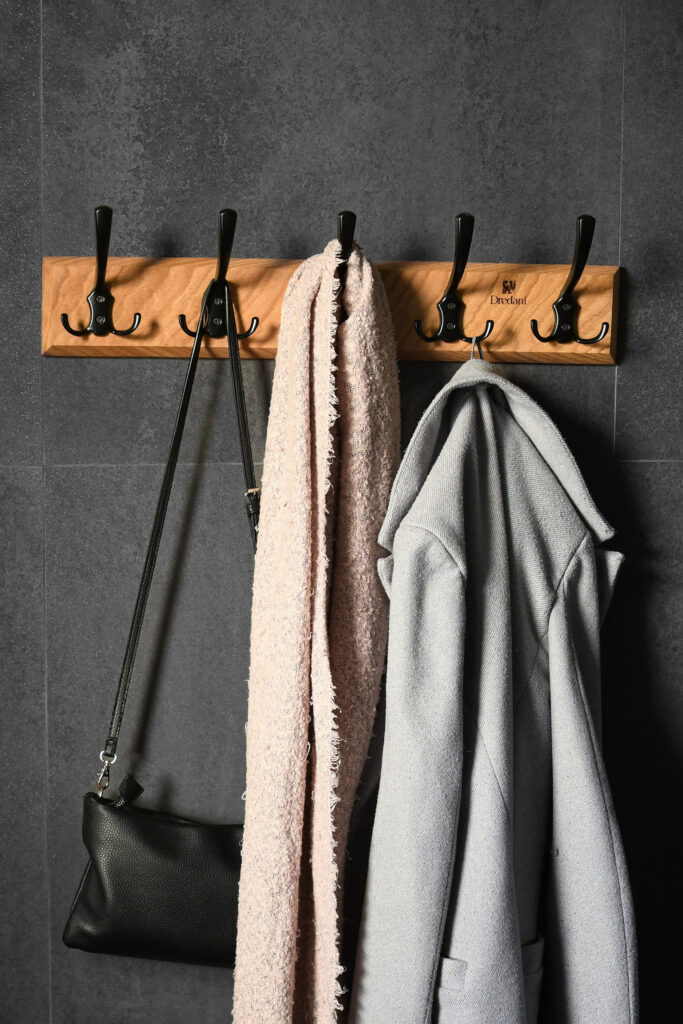 Wieszak ścienny – 5 dużych haczyków